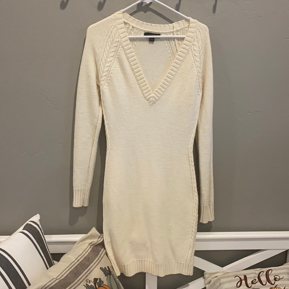 Express dress size M